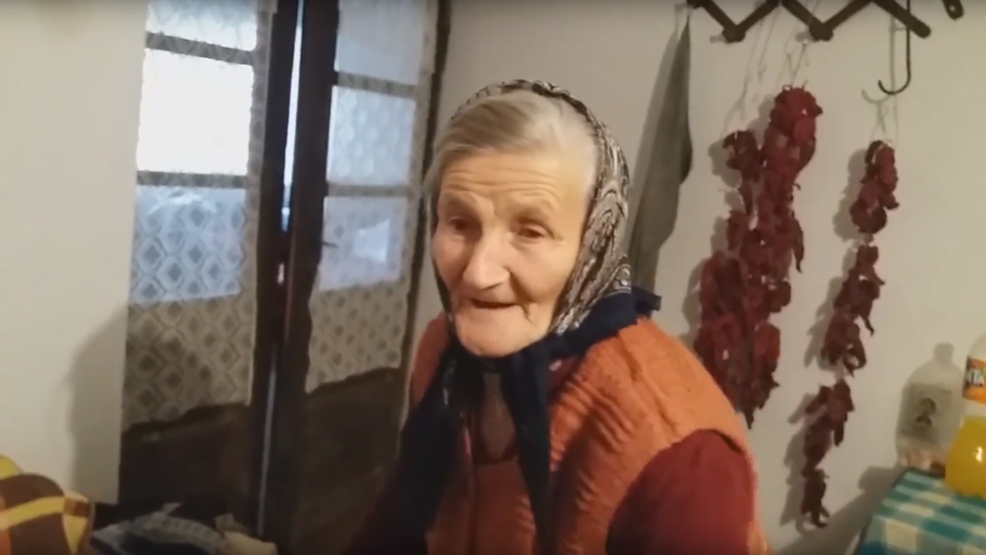 Народни живот (ткање) Народни живот (ткање)